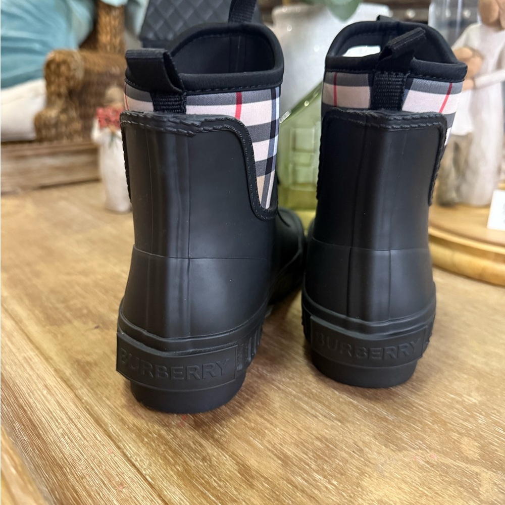 Burberry Rain Boots - Picture 4 of 10
